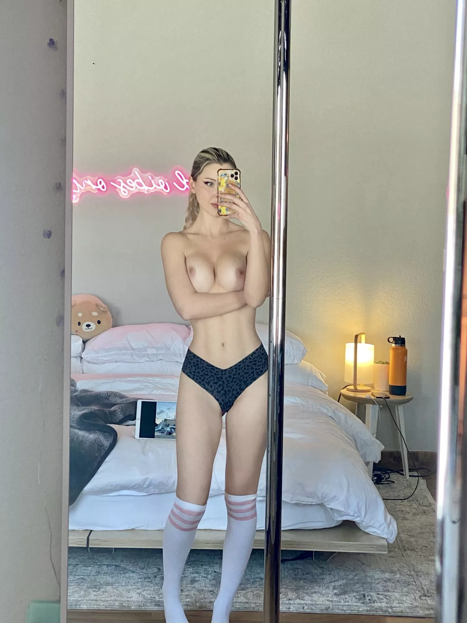 23” waist with DD titties! Do you like them?