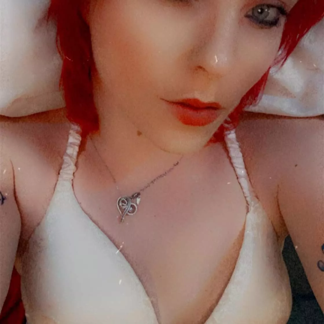 24 F SlutWife ❤️😘