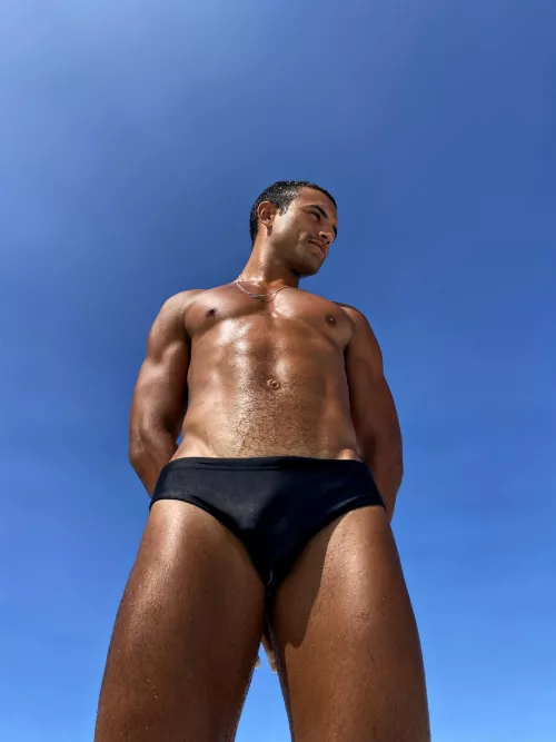 [24] Winter is in a month and I can still go to the beach almost everyday! I love Brazil!