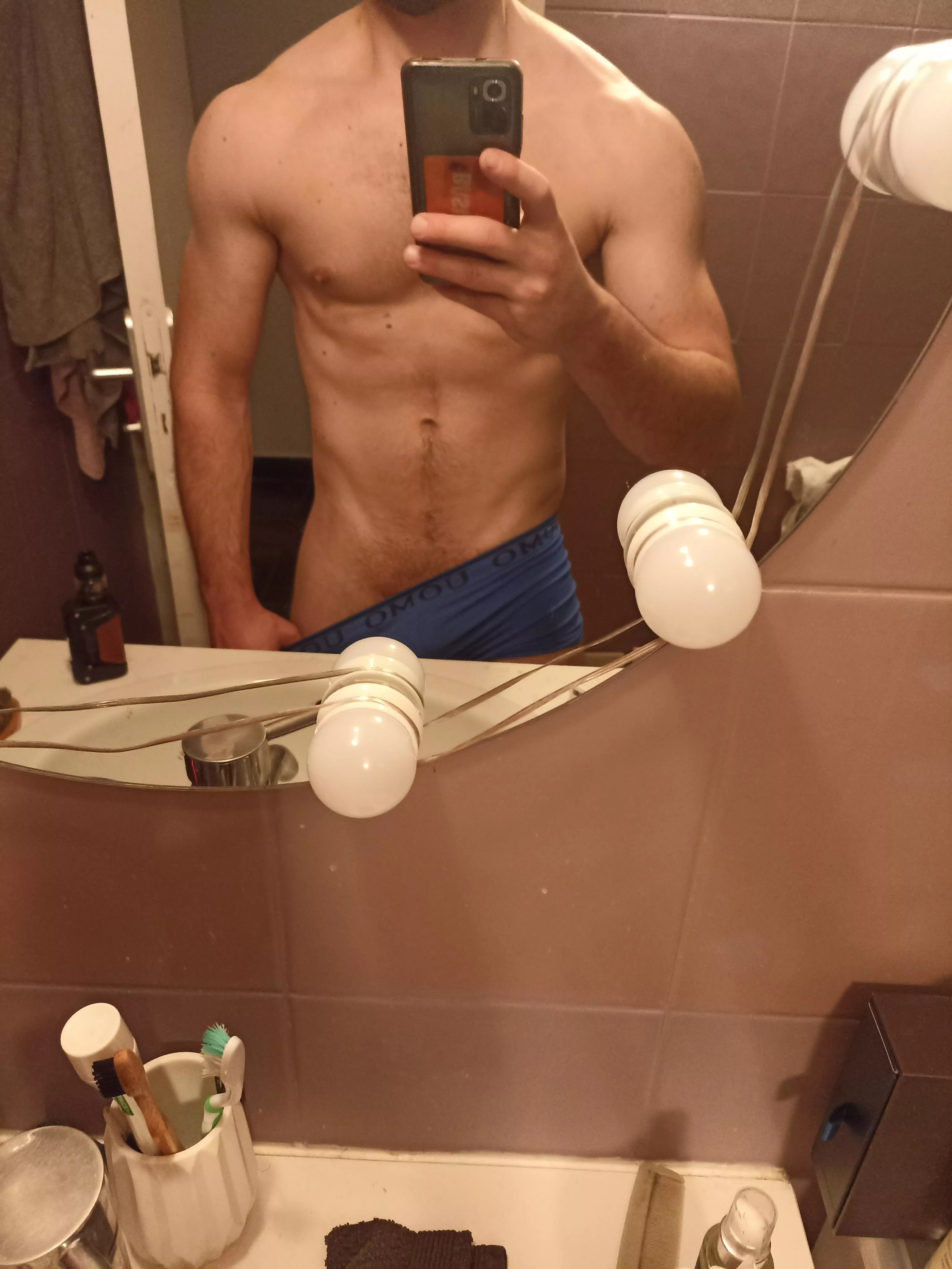 25 (M) What do you think ?