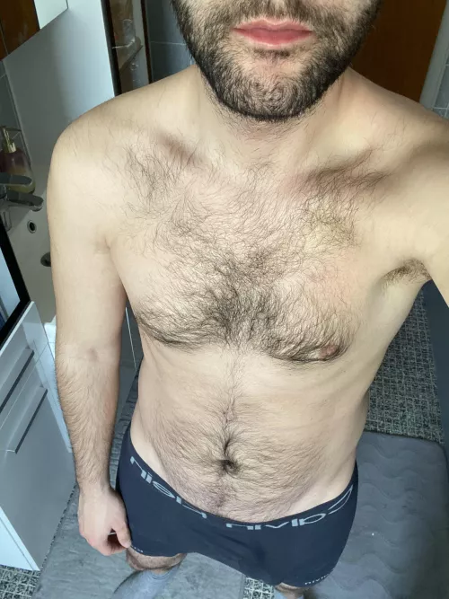 [25] Totally free! Not into money or smth. Fit/Muscular guys are always getting my attention. ABS HUGE PLUS! DM me for further infos.