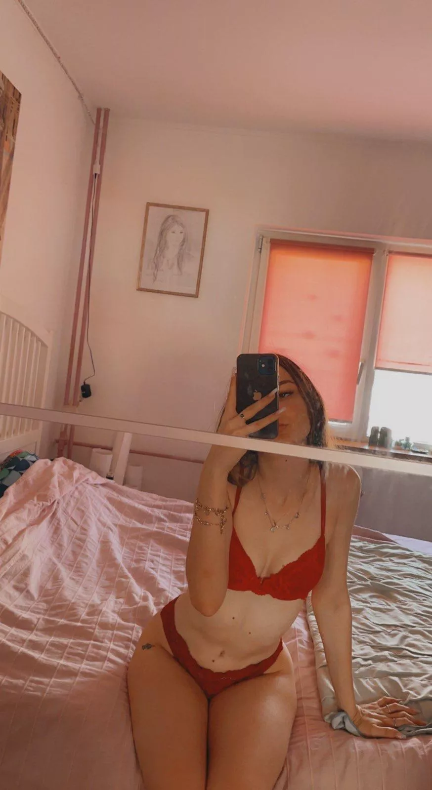 26[F4M] Arrow up that if your cock is bigger than 4.6 inches sc: daisy_daisy2121