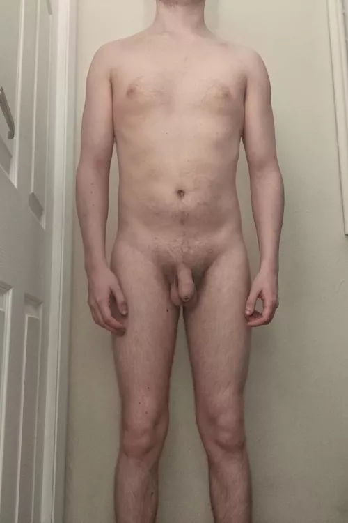 27M, 128lbs, 5'7. Skinny guys deserve love too