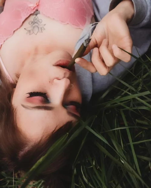 29f just another day 🍃✌️💋