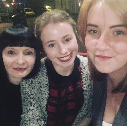 [3] mother, daughter or niece