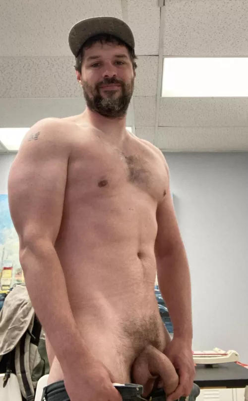 (36) 6’4 230 have a fucking weekend!!