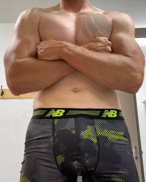 [36] I don’t know how to flex