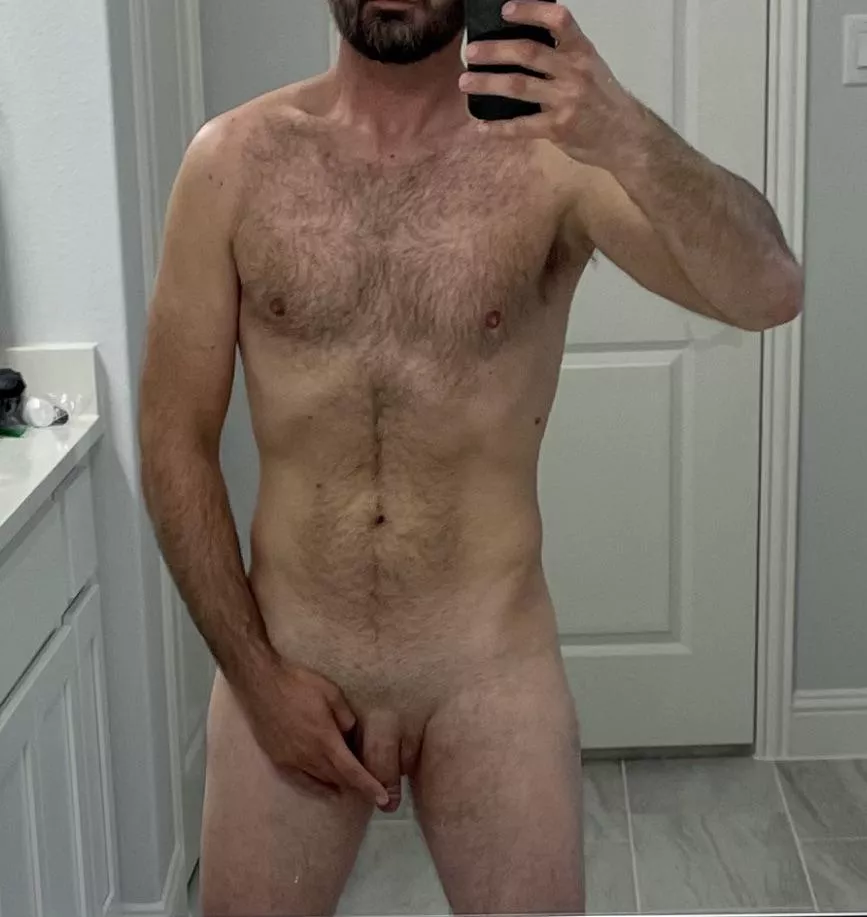 36/M 160 lbs. talking to a friend about insecurities. We all have them. I have long been insecure about my body hair, narrow shoulders.. and if being honest, size of penis. But, they put themselves out here so I will too. 36/M 160 lbs. talking to a friend about insecurities. We all have them. I have long been insecure about my body hair, narrow shoulders.. and if being honest, size of penis. But, they put themselves out here so I will too.