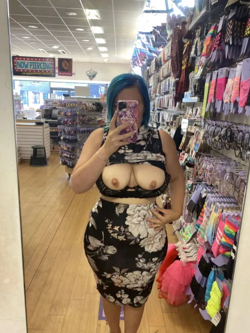 36yo, Slut. Anyone 👍?