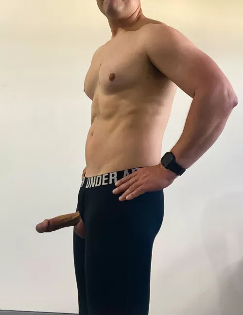 (40) Anybody want to go on a jog with me?