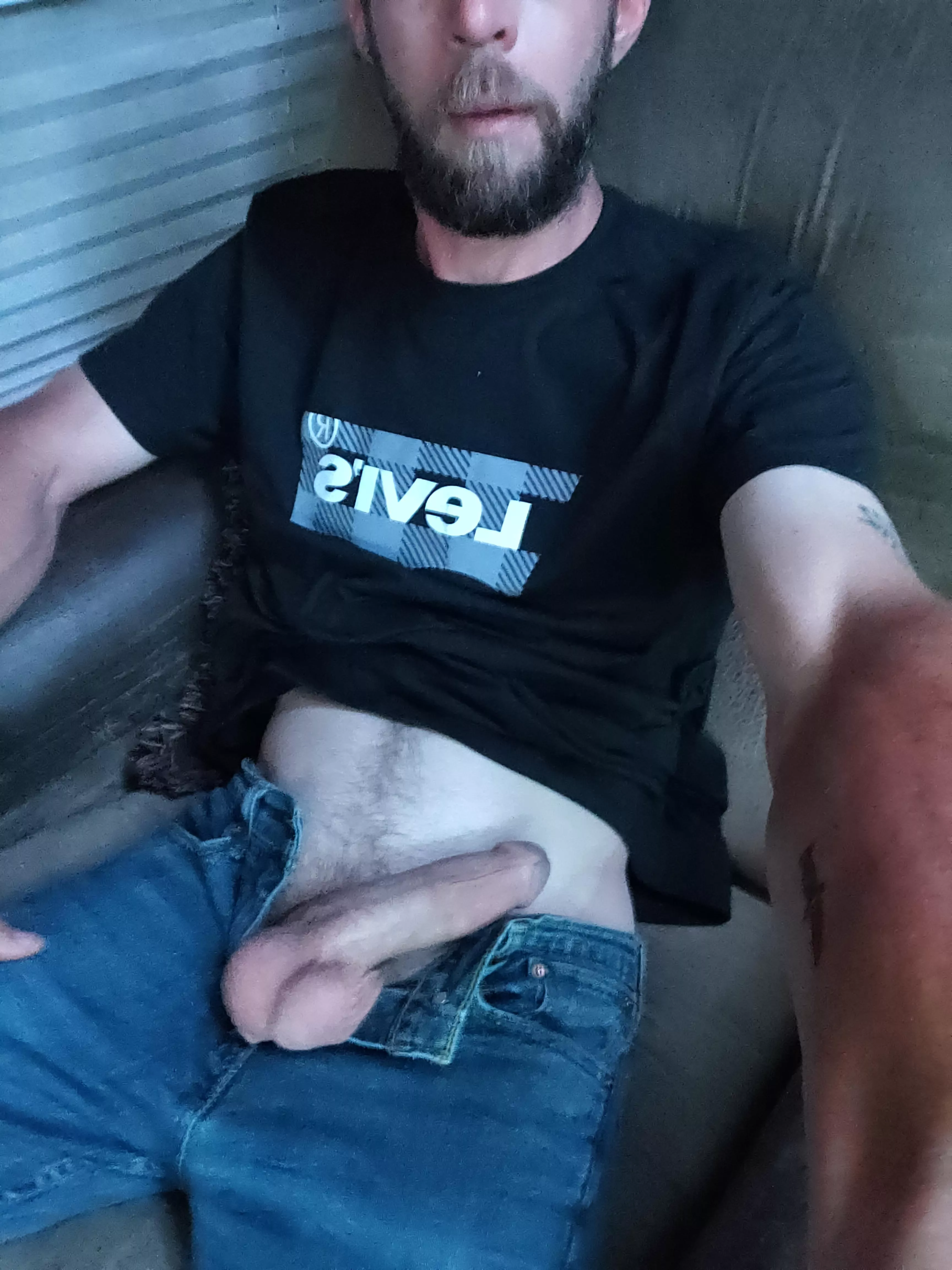 [41] dad doesn't wear underwear 😏😈