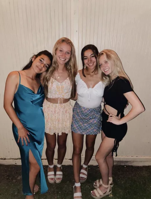 [4]Which twin you bring home? Dm for more