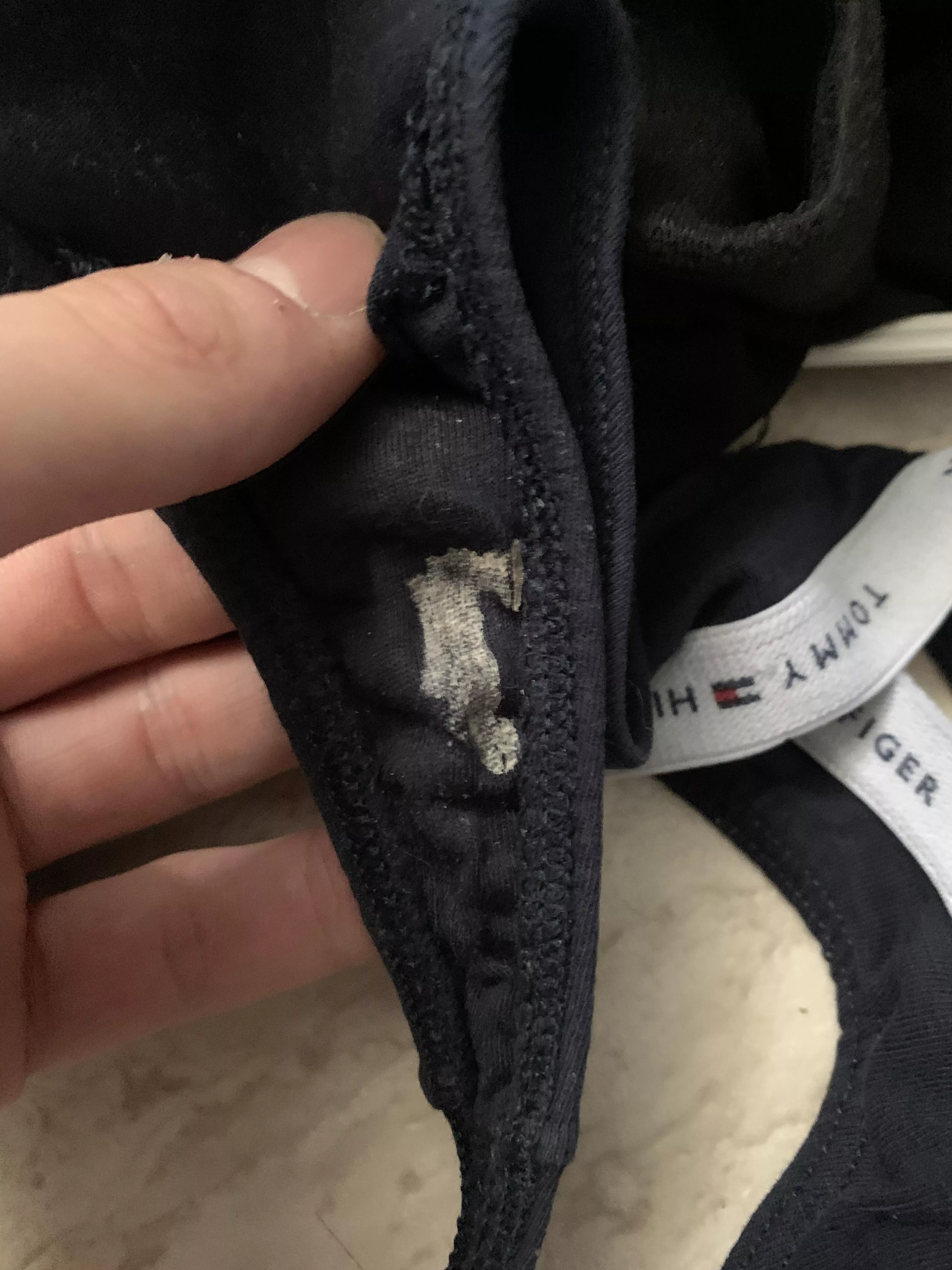 5 foot1 , 98 pounds ,21 year old , step sis pussy always leave them thong dirty👅