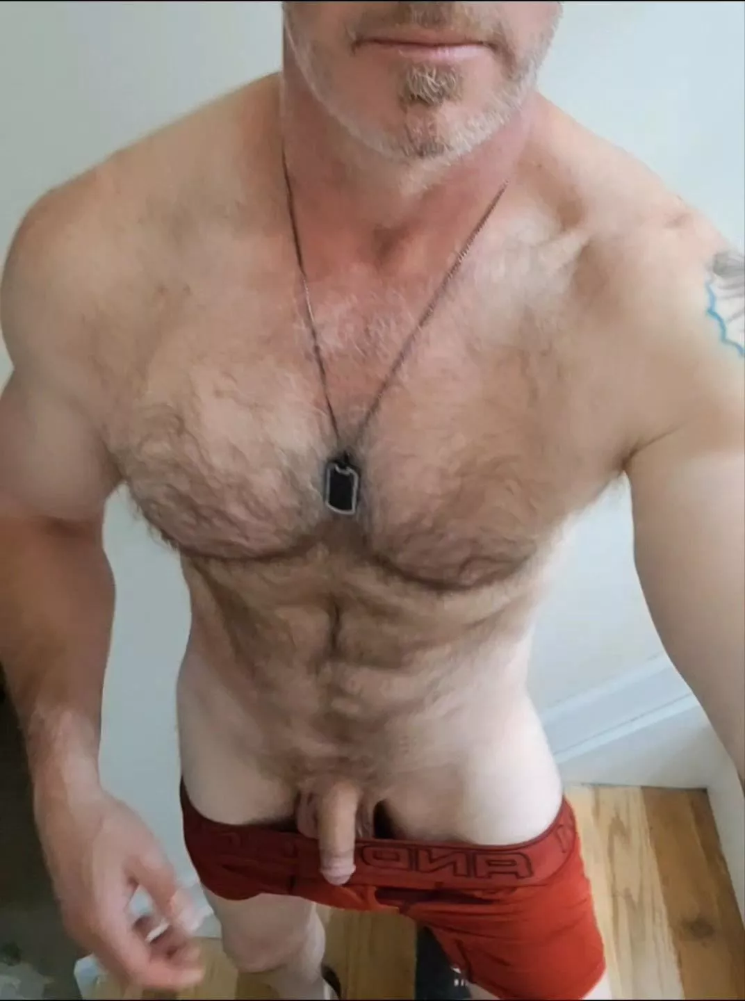 51) who wants to help me grow nudes by splurgebrother
