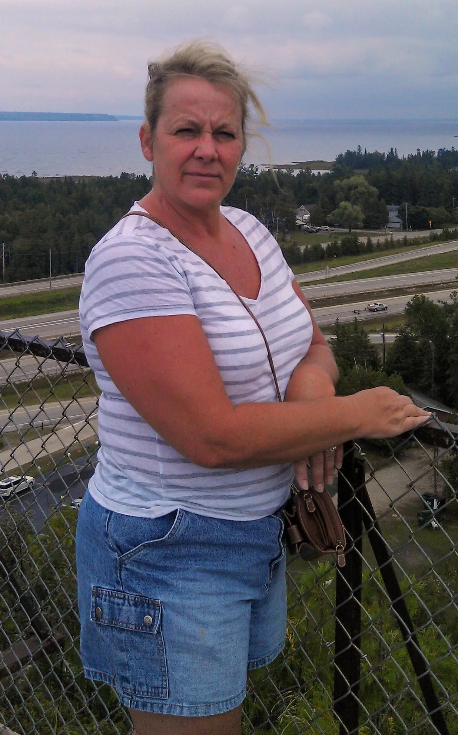 60 (F4M) Do you younger men find me attractive and desireable?