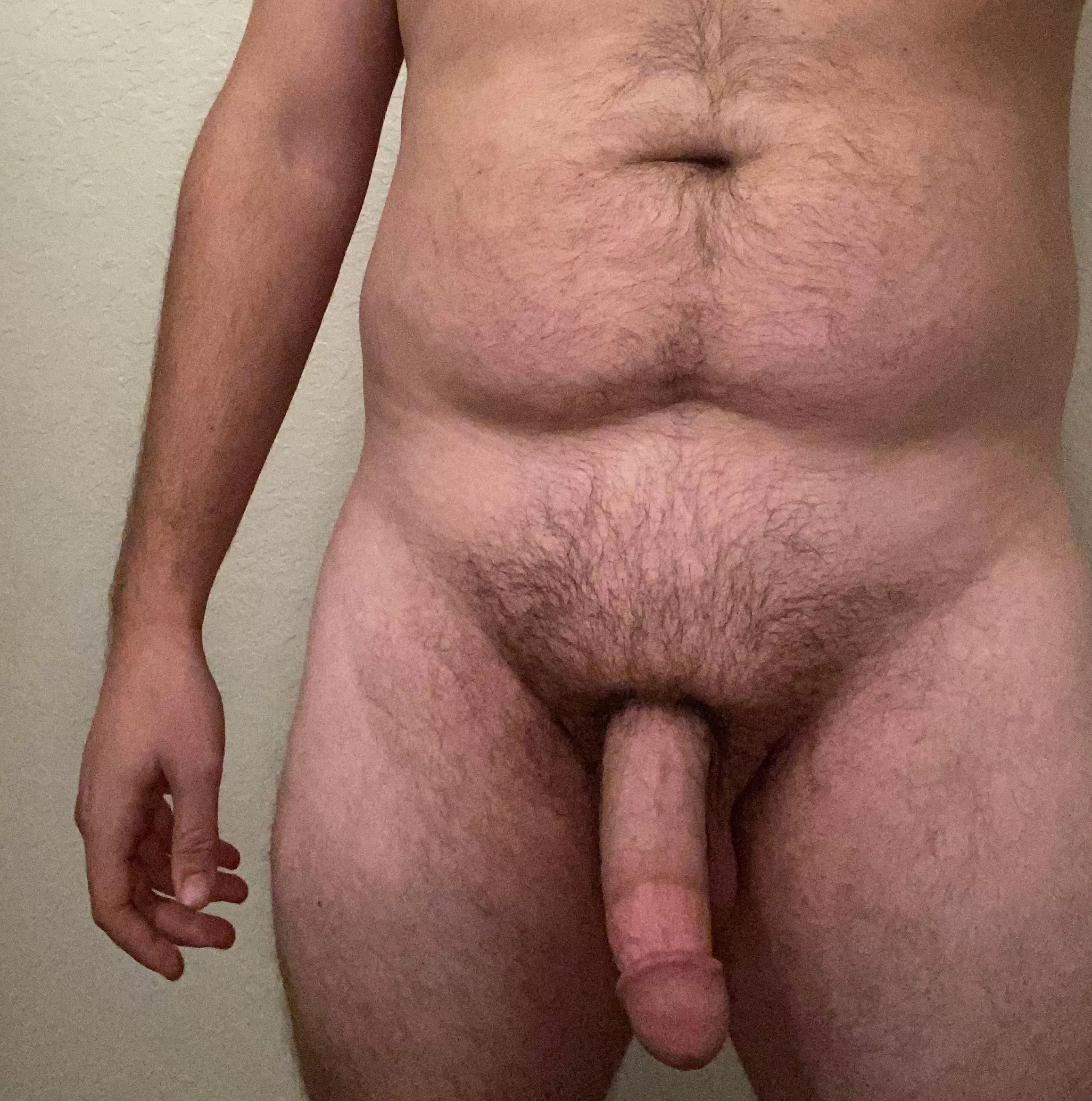 6’4 with a cut cock for your pleasure