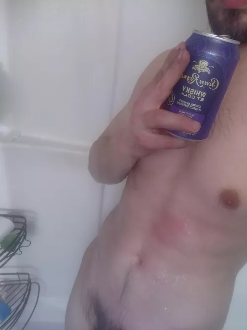 a day filled with stress and rage (M)akes shower+alcohol all the more necessary 👌