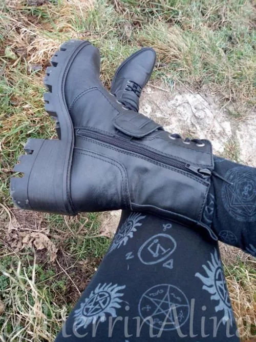 a day without boots is a bad day