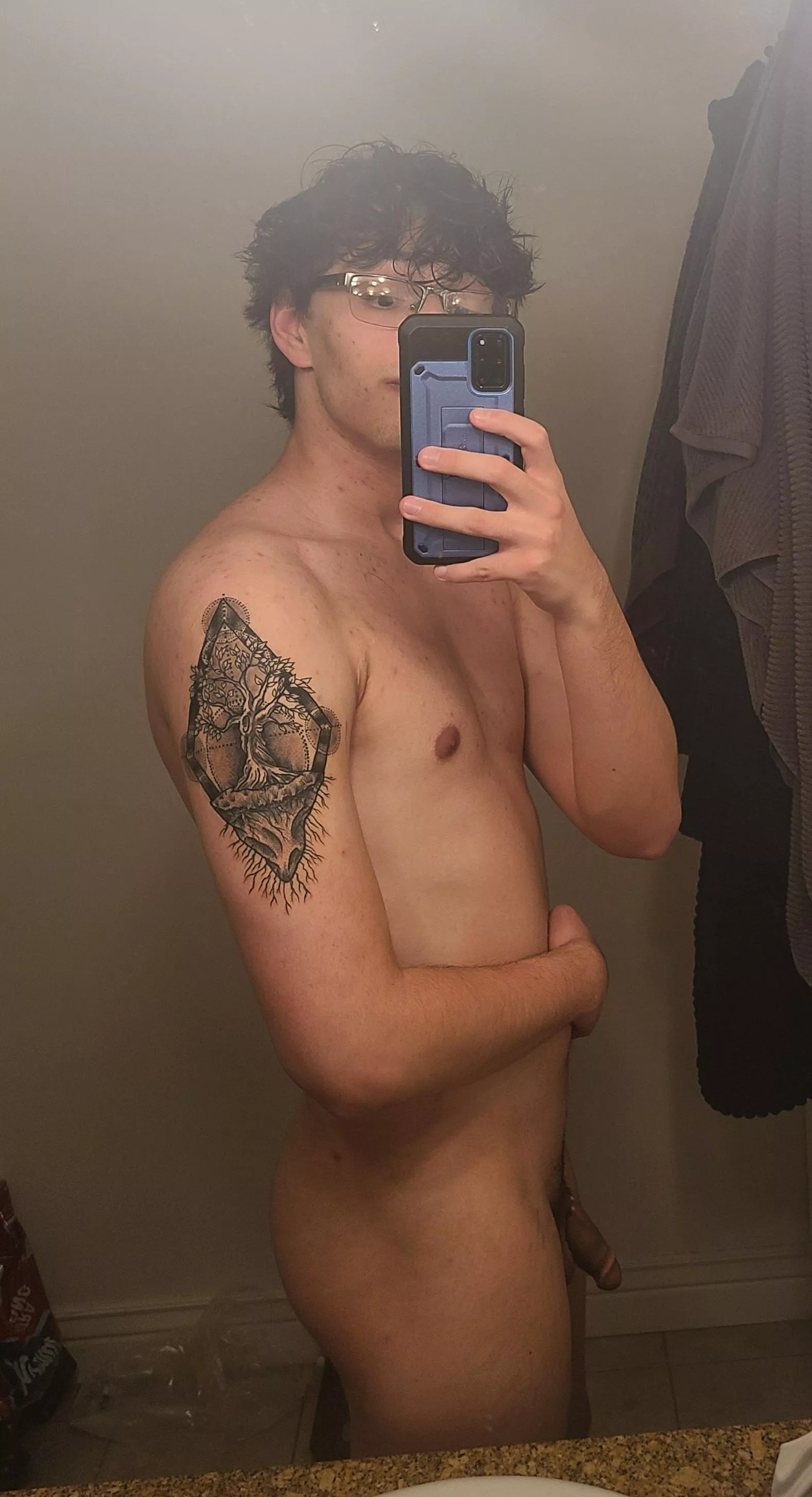 A friend told me my new tattoo gives sky block vibes and I can't un see it 😅