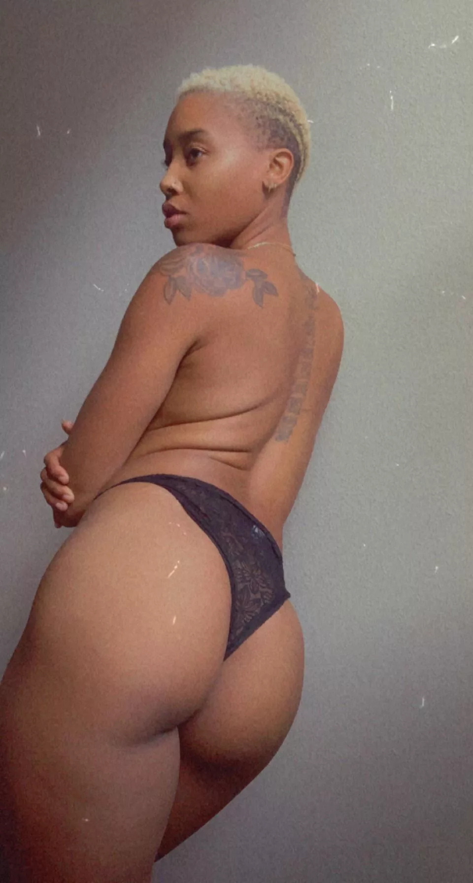 A little chocolate to get your morning started 💗☀️