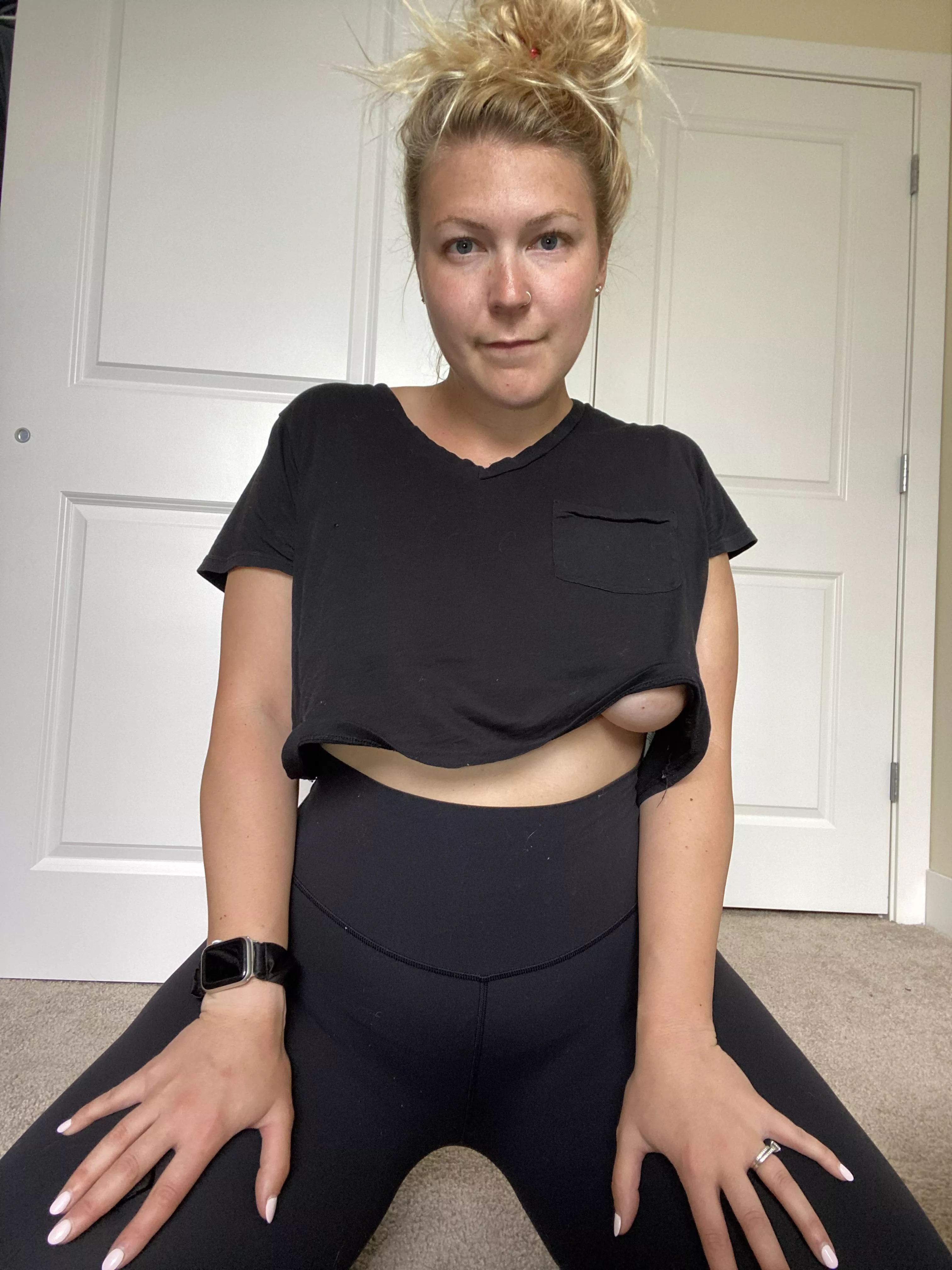 A so serious single underboob