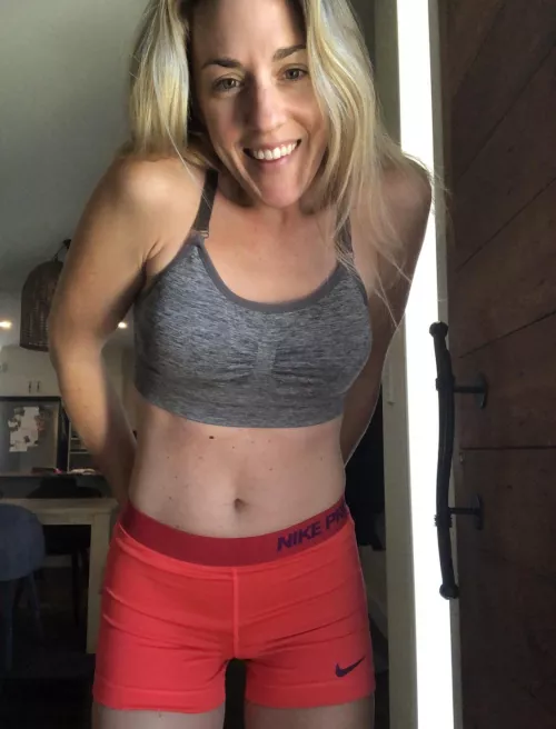 A work in progress, next stop 6 pack abs! 💪🏼