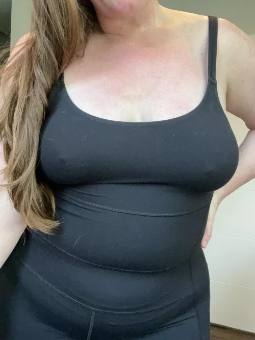 About to go on my hot girl walk— did I dress the part?