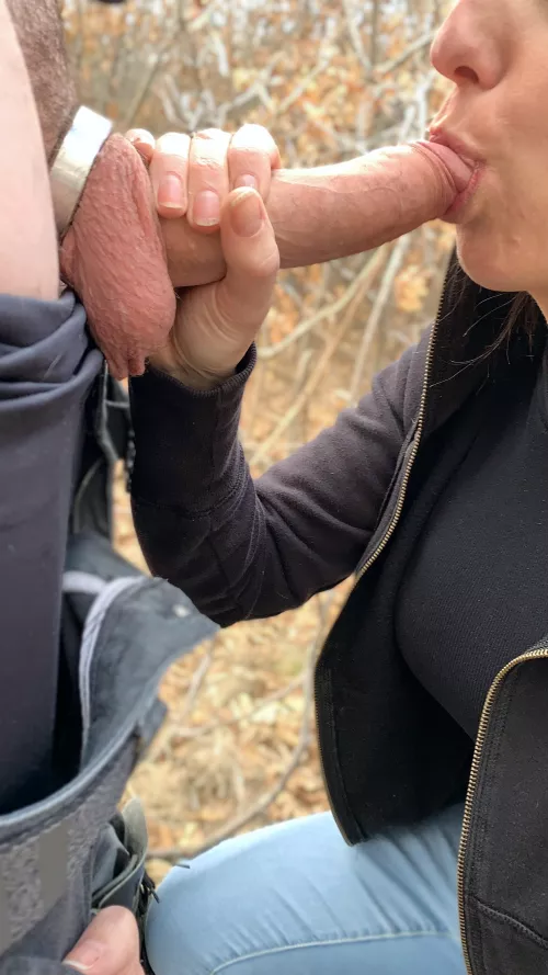 ABSOLUTELY LOVE making men jerk off to me, mommy’s glad you are typing with 👋🏻