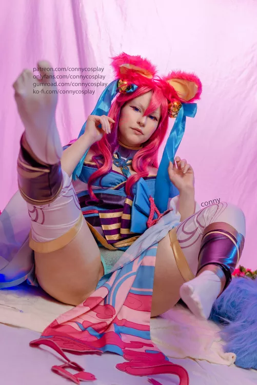 Ahri from League of Legends by connymi