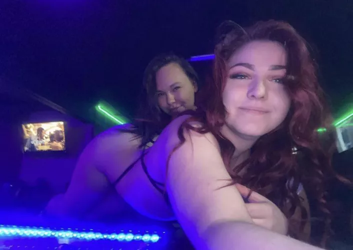 Alt + exotic dancer 😌