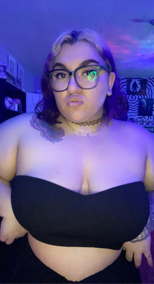 Alt latina vibes 💜💕😜