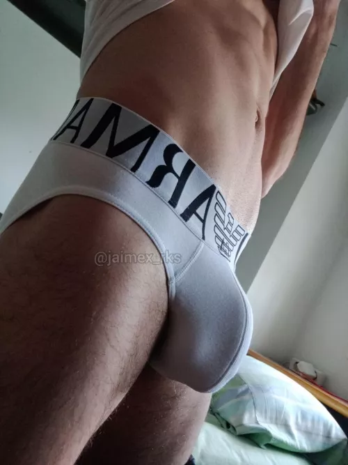 always White briefs ☺️