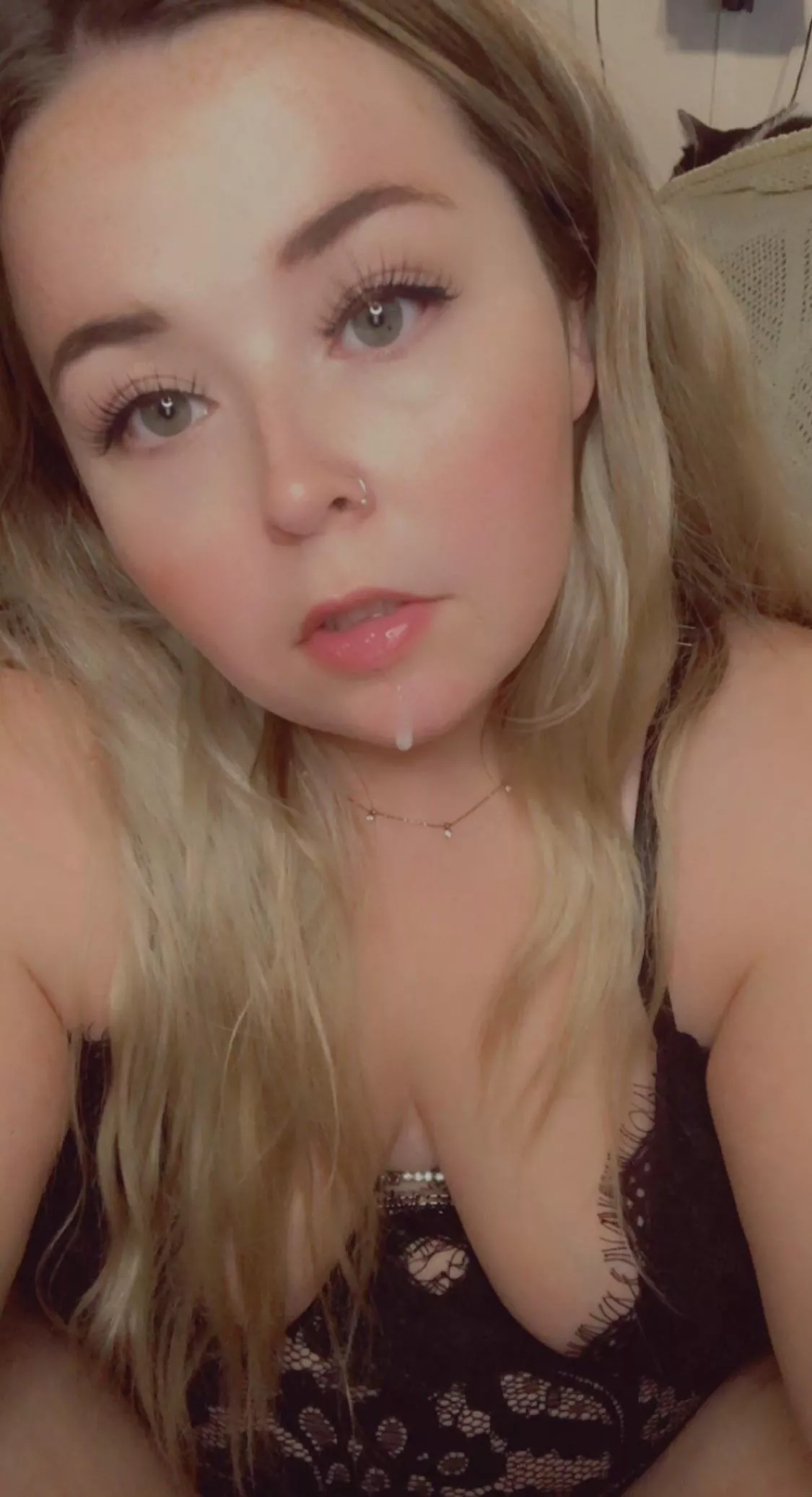 Am I a BBW you’d face fuck…