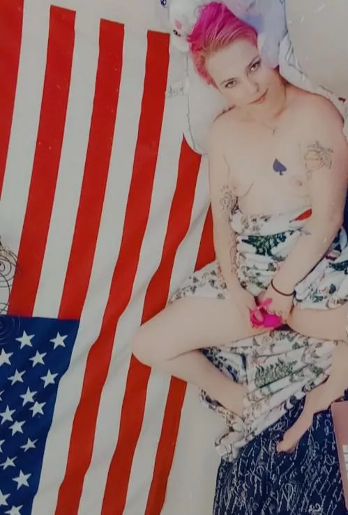 American SlutWife 😈 24 [F]