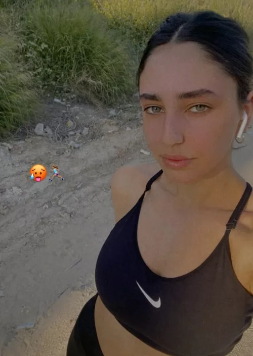 any big dick for me ? I love to see you play with yourself kik: nopedope3