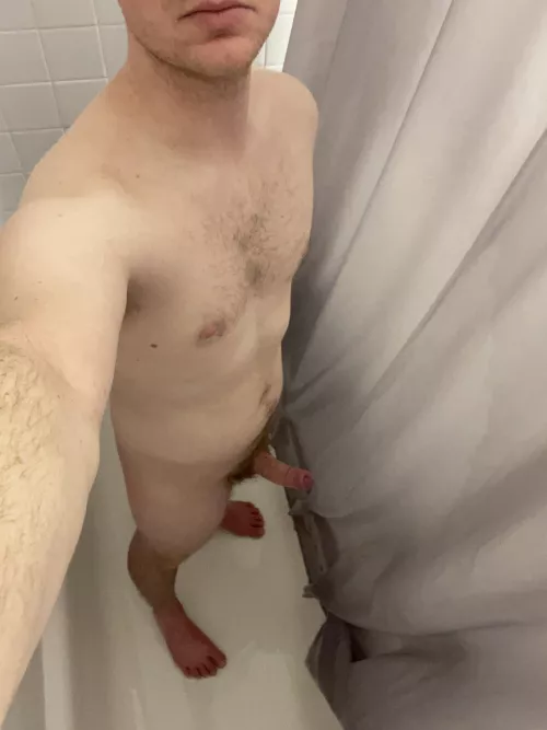 Any bros want to hop in the shower with me? Itβs saves water (23)
