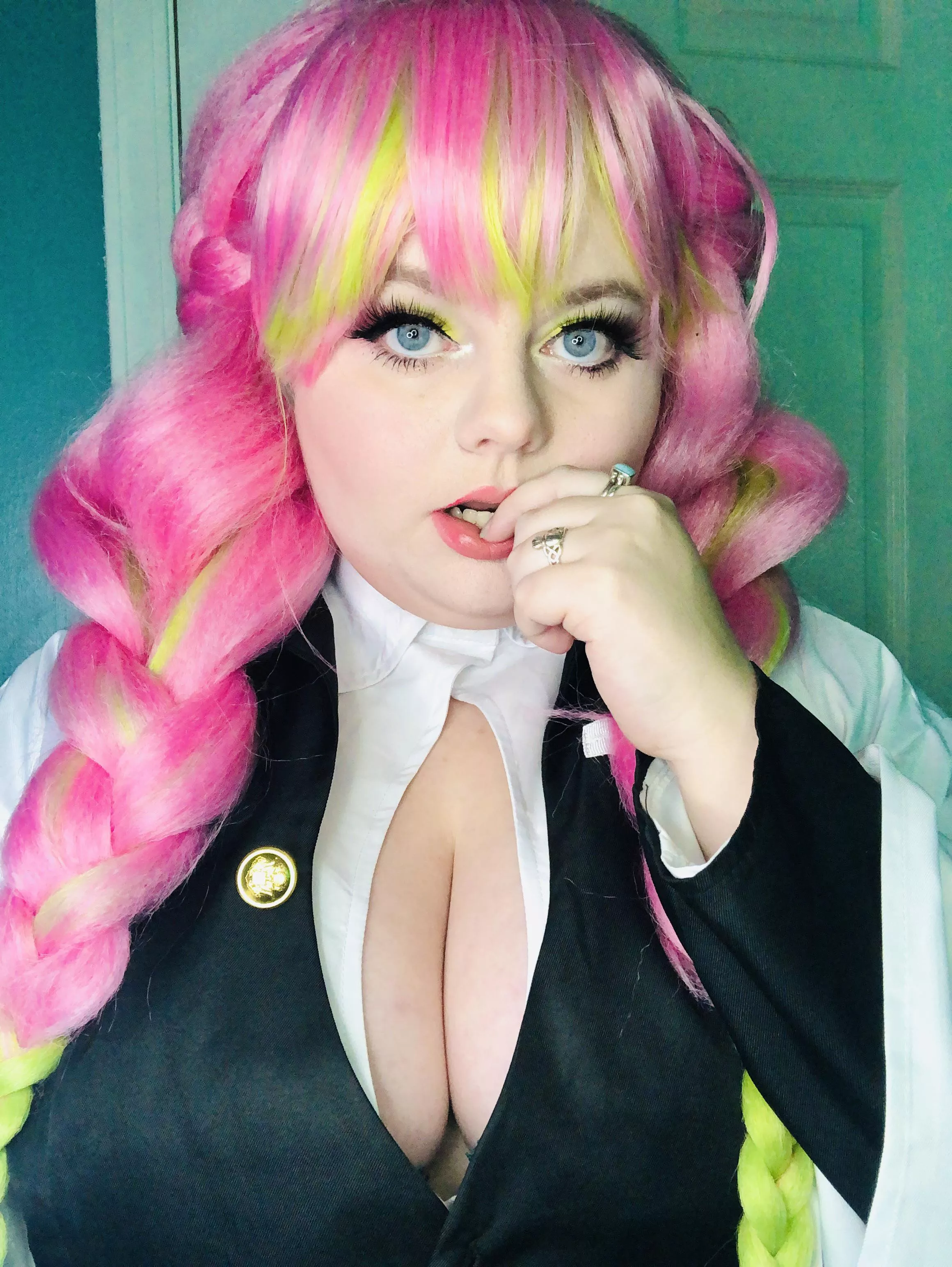 Any Demon Slayer fans here?💖