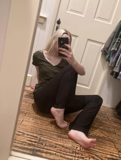 Any foot fans around here? 😏