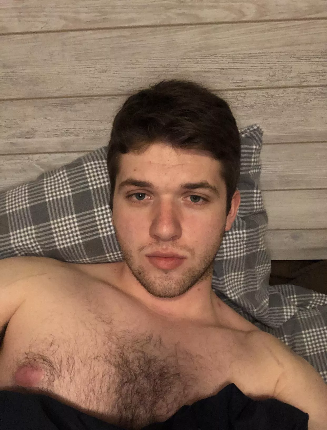 Anyone a fan of pale white guys Anyone a fan of pale white guys