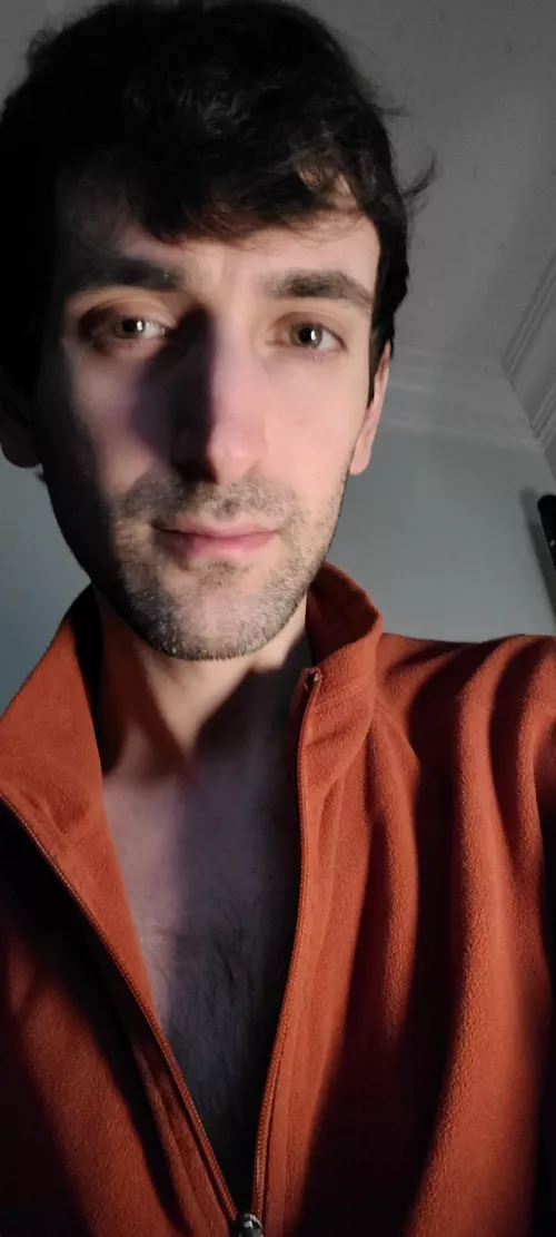 anyone else here regularly stay up till 4am? 🦉