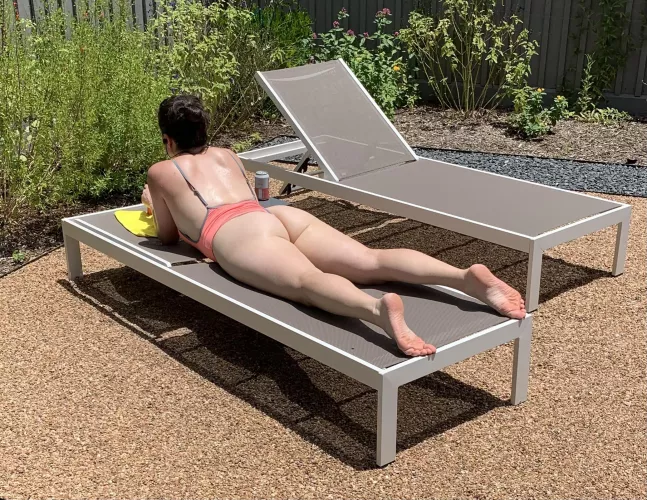 Anyone else ready for summer already?? Need some vitamin D!! [f]