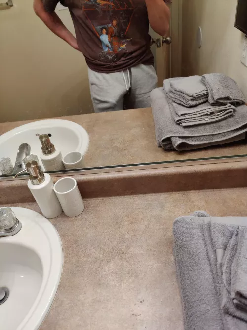 anyone here love star wars 😅