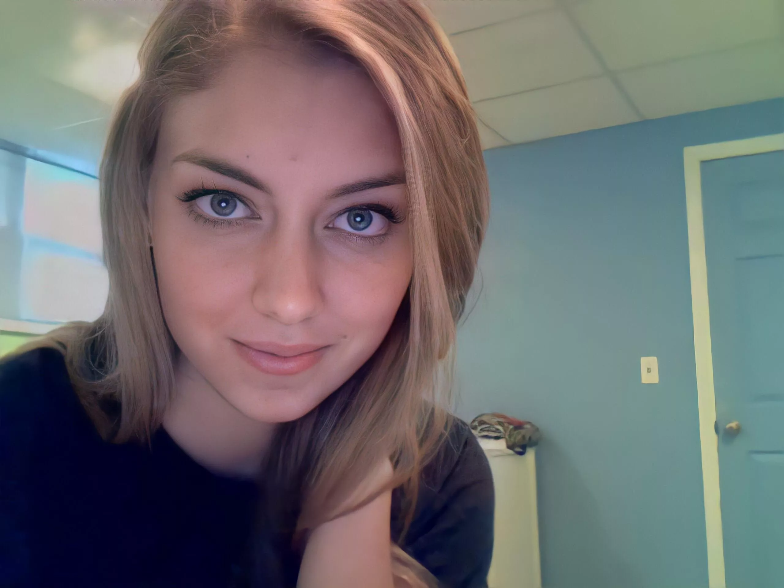 Anyone like? Dms open for more