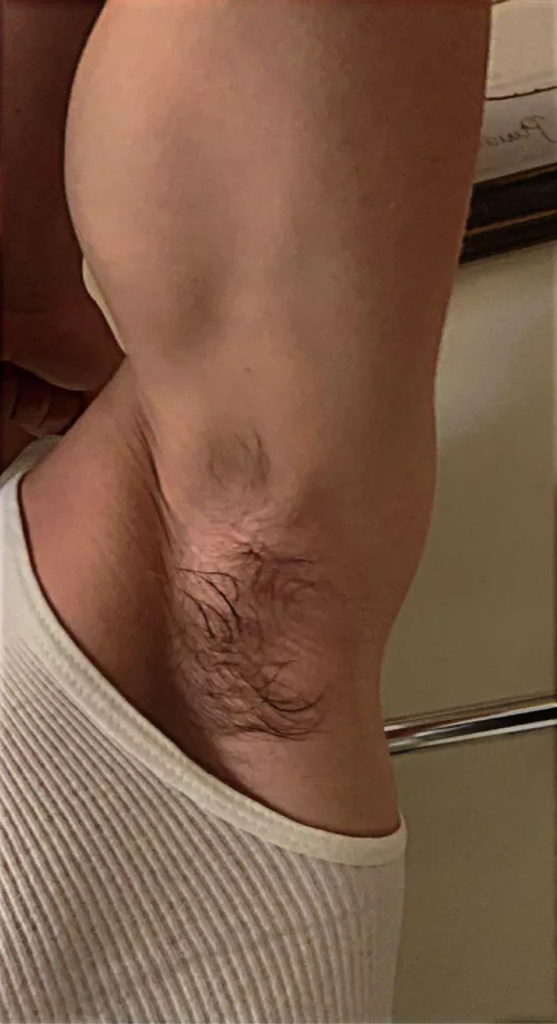 Anyone like sweaty teen boy pits?