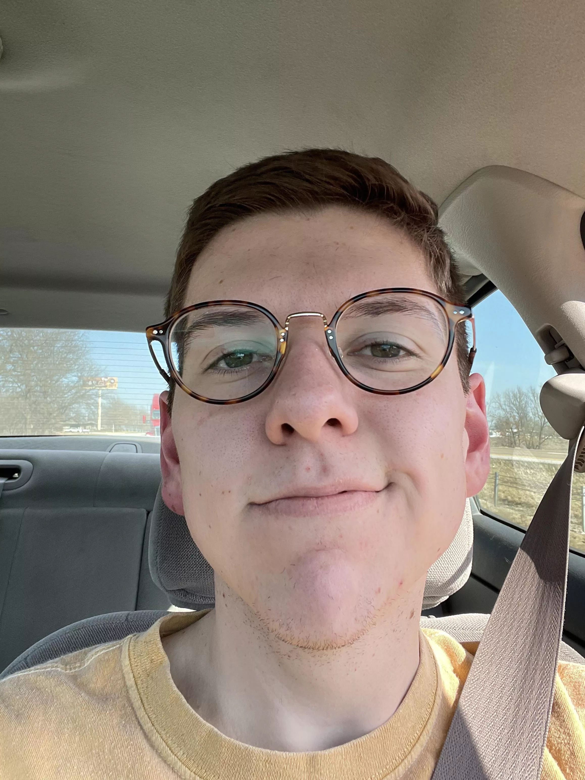 Anyone super anxious that they’re still single at 22 and never been in a relationship? Well me too 😭 Anyone super anxious that they’re still single at 22 and never been in a relationship? Well me too 😭