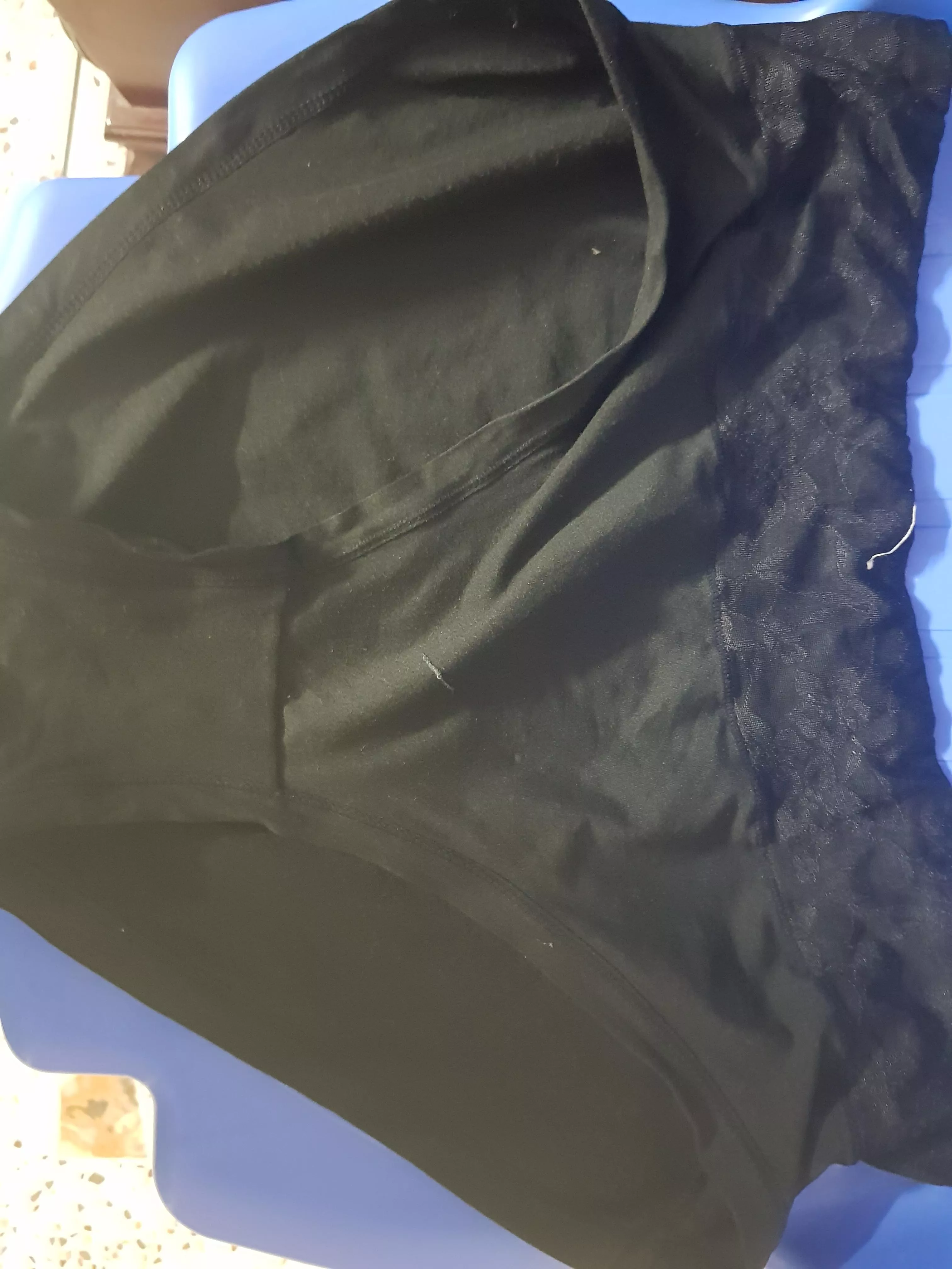 anyone wanna chat about moms and sisters panties?