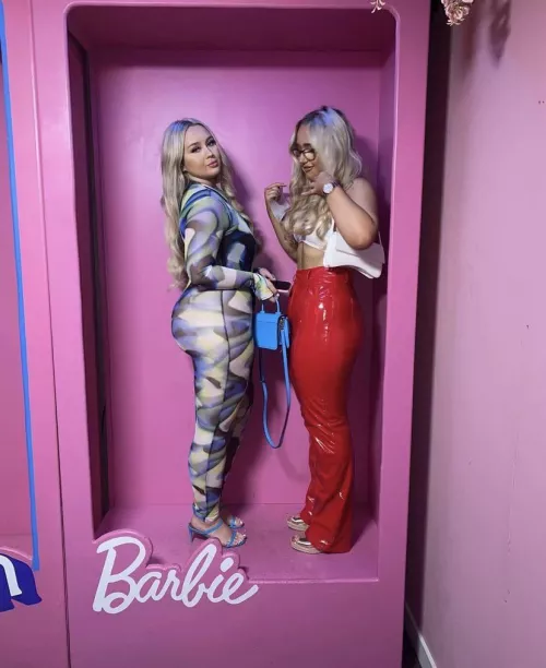 Are we hot barbies?👀👧🏼