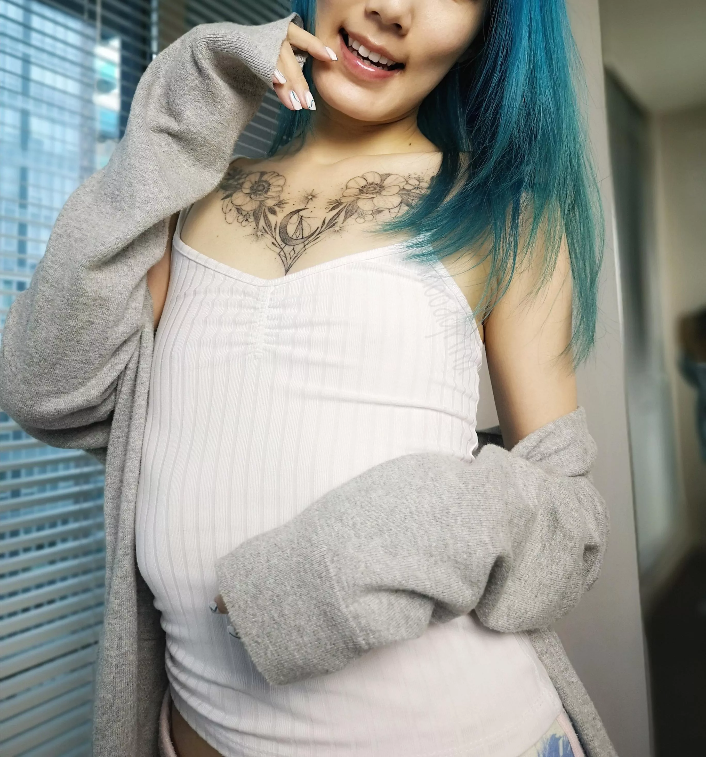 Are you into girls so flat, their ribs poke out more?