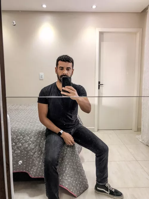 Are you ready to enjoy this Friday guys? Because I am 😜