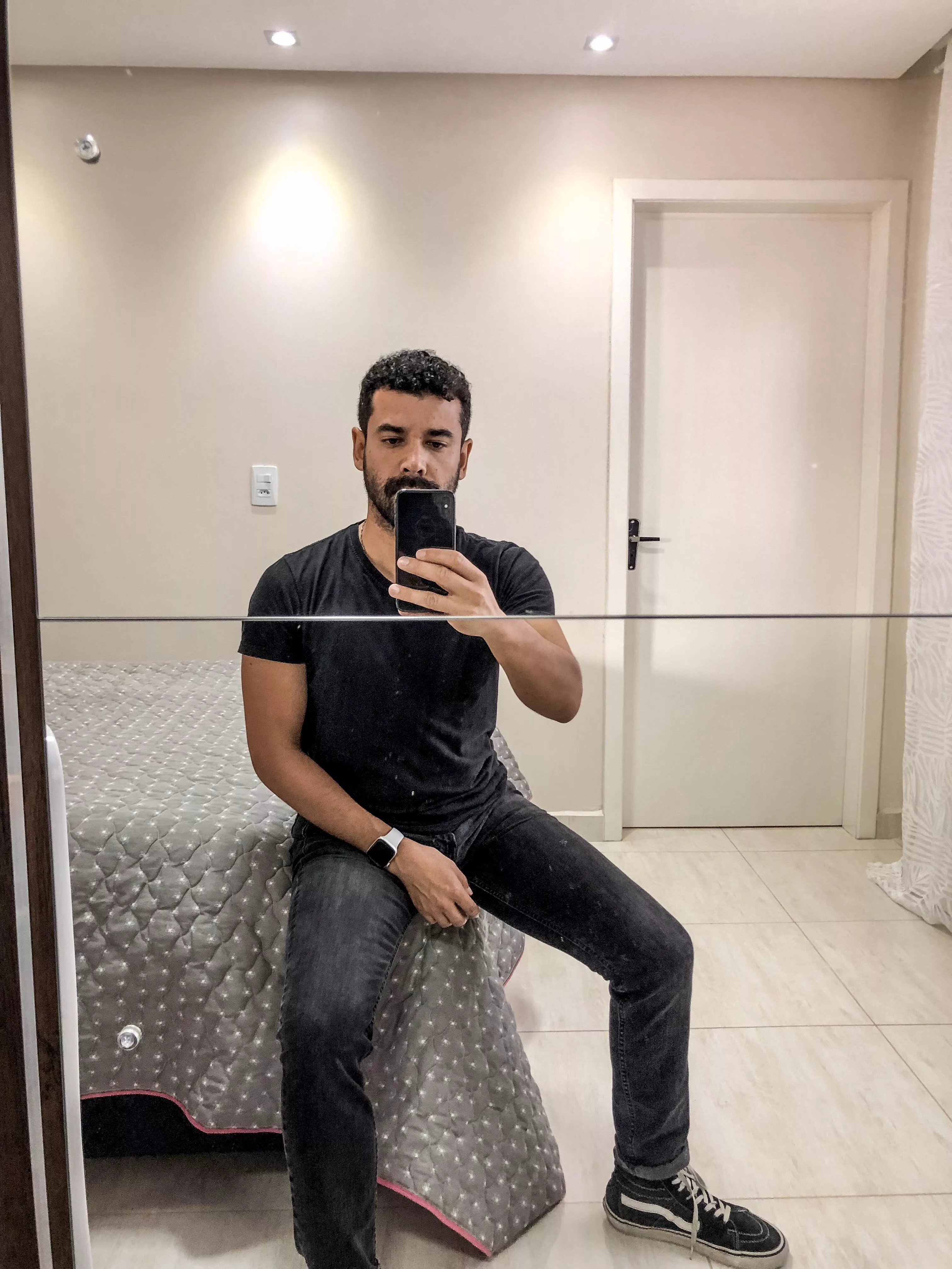 Are you ready to enjoy this Friday guys? Because I am 😜